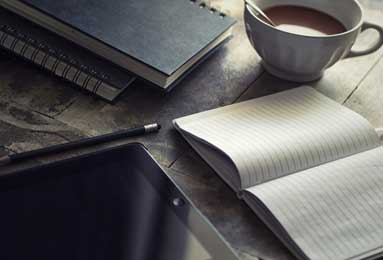 吕迪格膝盖顶人动作引争议，科贝：这是今年最野蛮的犯规之一